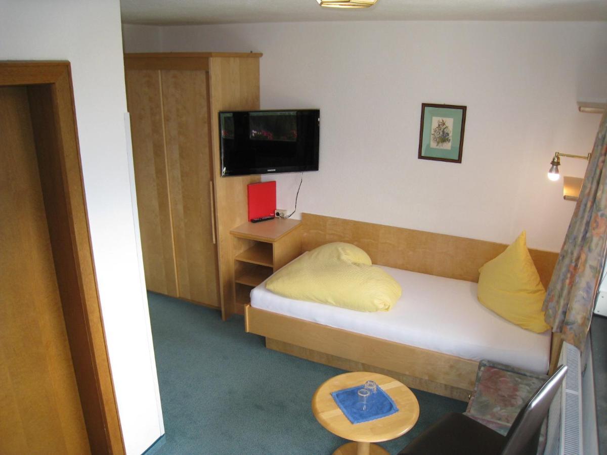 Laerchenhof Serfaus Room photo